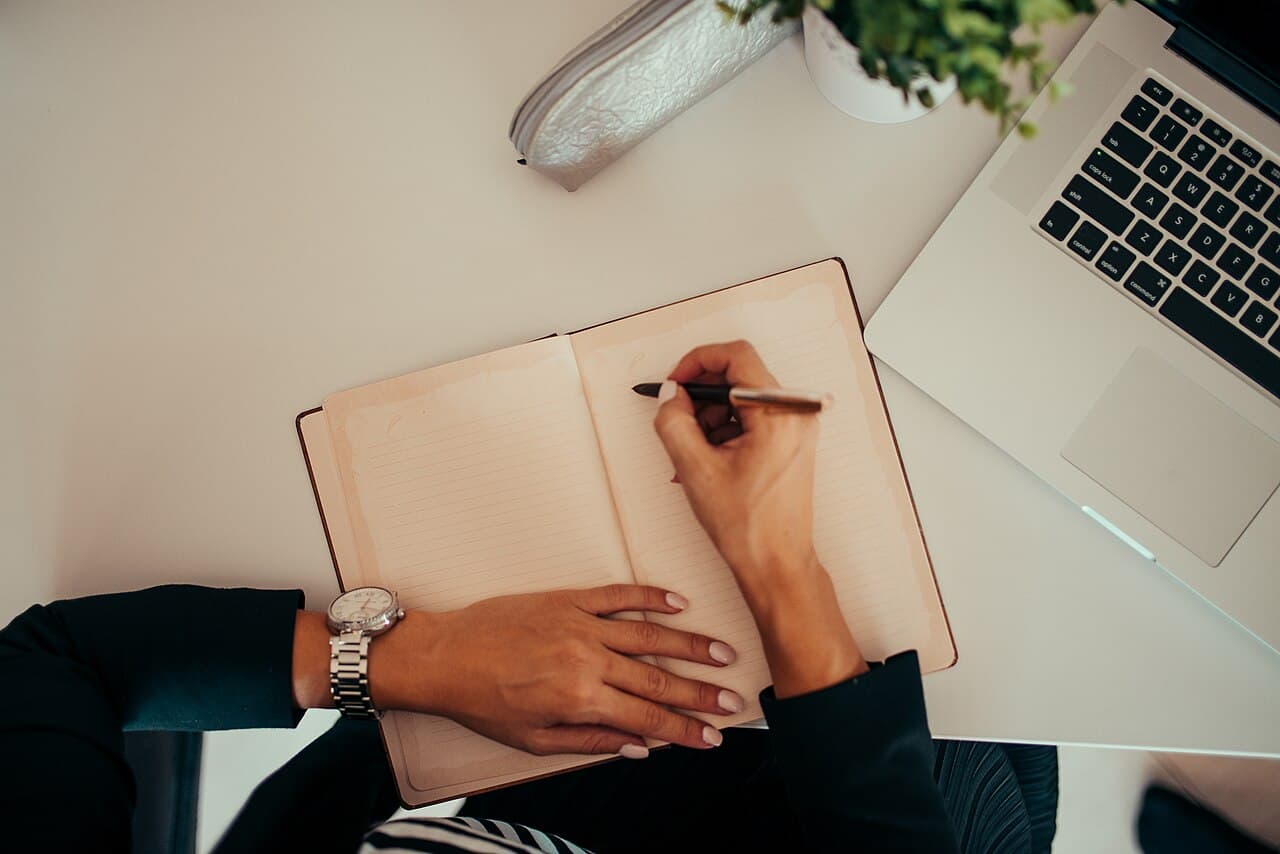Publishing a page in two languages